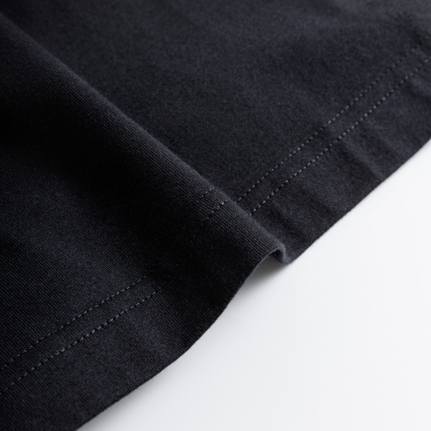 Smokes Tee